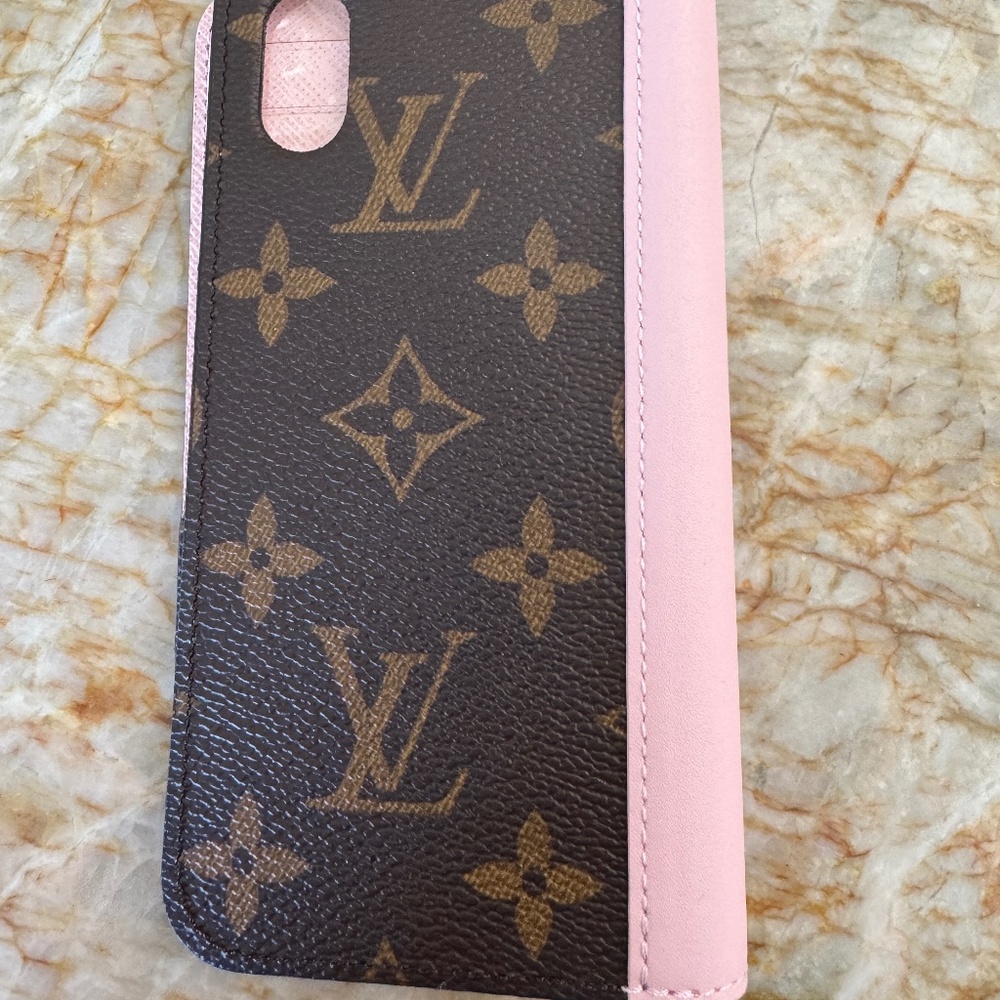 Phone case for iPhone X or XS